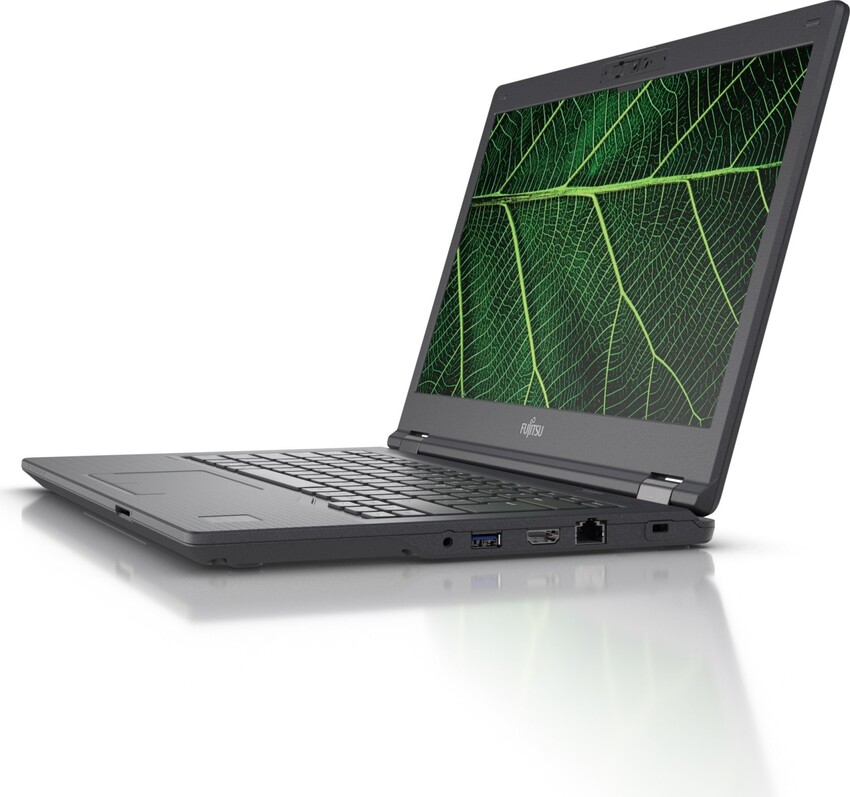 Prenosnik Fujitsu Lifebook E5411 / i5 / RAM 8 GB / SSD Disk / 14,0″ FHD